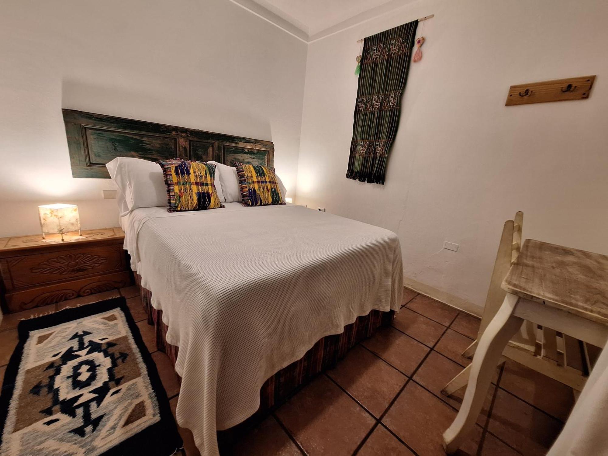 Yellow House Hostel B&B Antigua Exterior foto